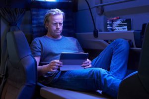 man-lkw-tgx-individual-lion-lightning-package-galerie-3-4_width_534_height_712 man-lkw-tgx-individual-lion-lightning-package-galerie-3-4_width_534_height_712