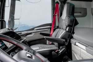 man-tgx-individual-lion-s-gallerie-04-3x4_width_534_height_712 man-tgx-individual-lion-s-gallerie-04-3x4_width_534_height_712